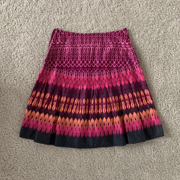 H&M colorful tribal print skirt - Picture 3 of 3